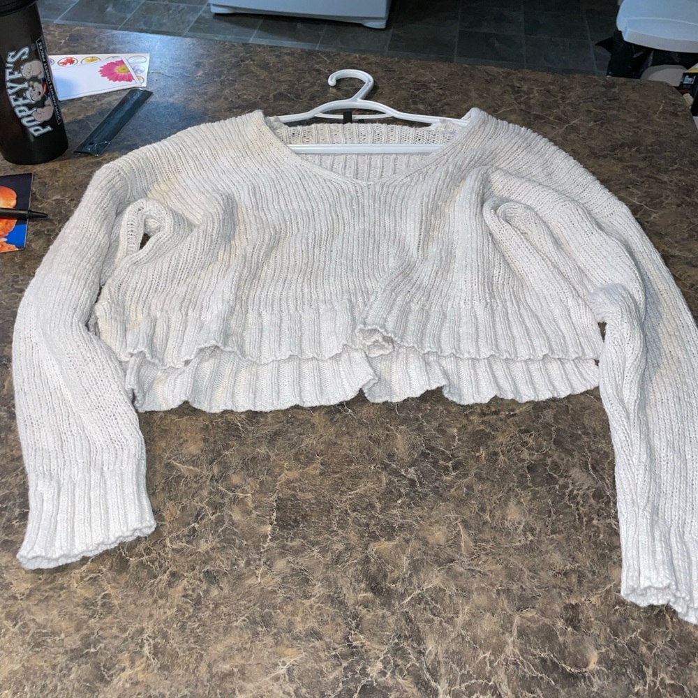 Crop sweater